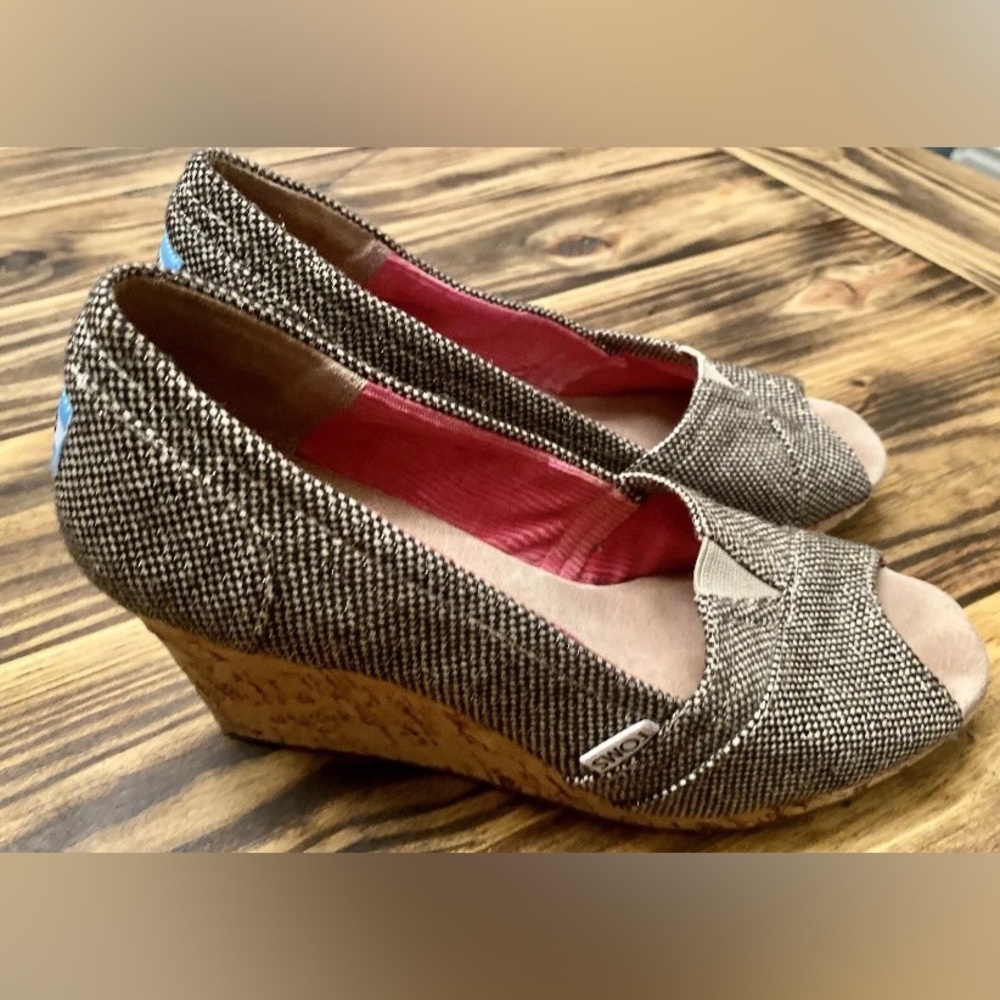 Toms Women's Open Toe Tweed Fabric Cork Herringbone Wedge Shoes | Size 9